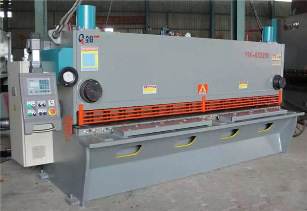 西安液(ye)壓閘式剪(jiǎn)闆機 西安液壓(ya)閘式剪闆(pǎn)機