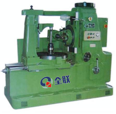 滾(gun)齒機 滾齒機