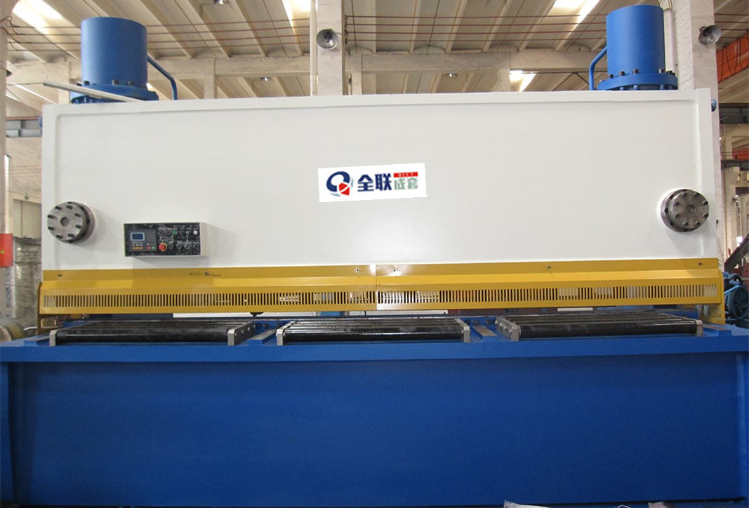 液(yè)壓剪闆(pan)機 液壓(yā)剪闆機(ji)