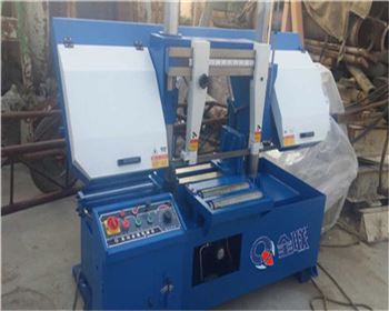 金(jin)屬卧式鋸床