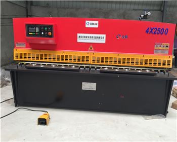 陝(shǎn)西建寶電氣設備(bei)有限公司