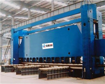 船用卷闆(pan)機生産廠(chang)家哪家好(hǎo)？