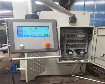 液壓(yā)折彎機升級改(gai)造數控控制系(xì)統找西安全聯(lian)機床合作