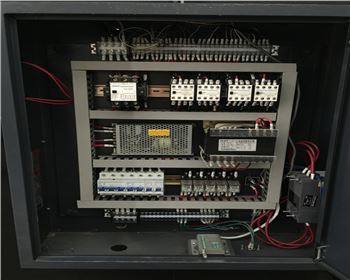 液壓(ya)折彎機電(diàn)路維修改(gai)造