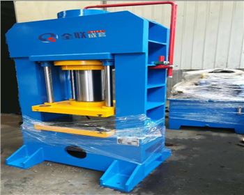 龍門液壓(ya)機維修