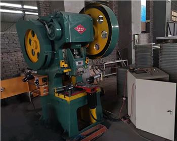 法蘭沖(chong)孔機